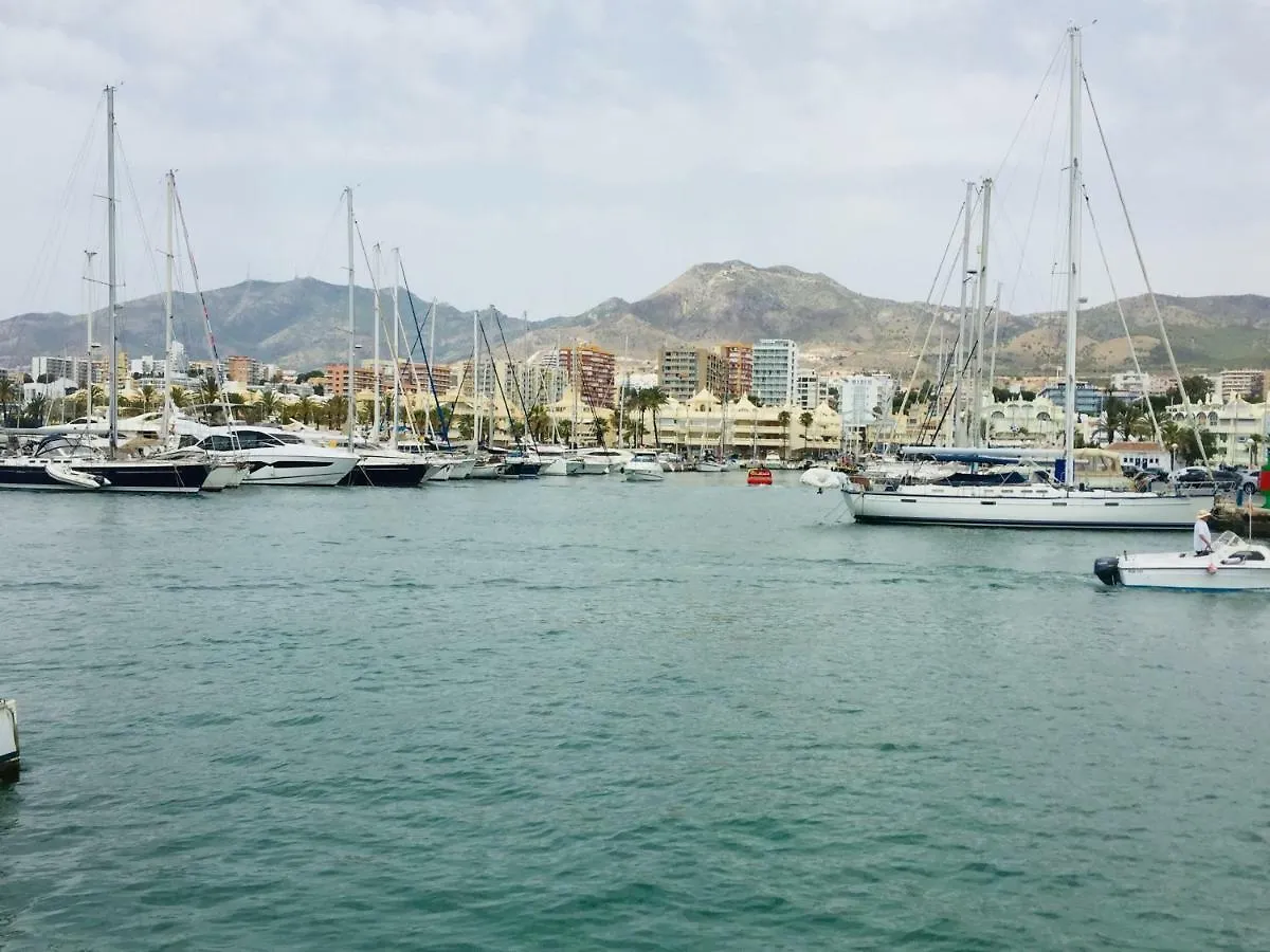 Carihuela Palace Beach Apartment Torremolinos